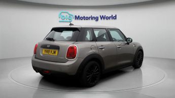 MINI Hatch COOPER CLASSIC