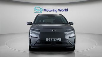 Hyundai KONA PREMIUM