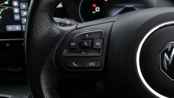 MG MG5 TROPHY