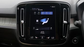 Volvo XC40 B4 INSCRIPTION PRO