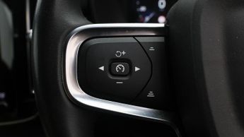 Volvo XC40 B4 INSCRIPTION PRO