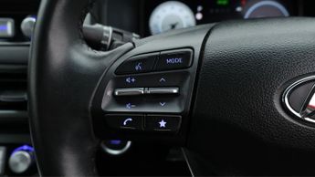 Hyundai KONA PREMIUM