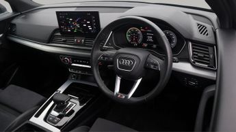 Audi Q5 TFSI E S LINE QUATTRO