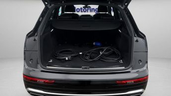 Audi Q5 TFSI E S LINE QUATTRO