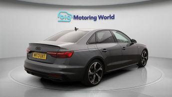 Audi A4 TFSI S LINE BLACK EDITION