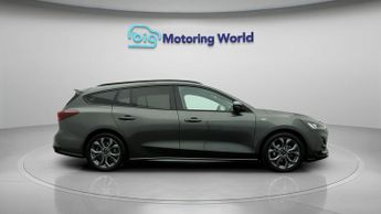 Ford Focus ST-LINE