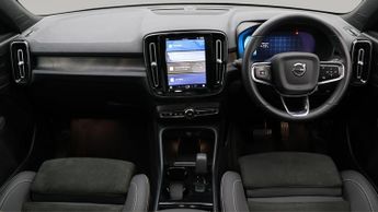 Volvo C40 RECHARGE PRO TWIN AWD