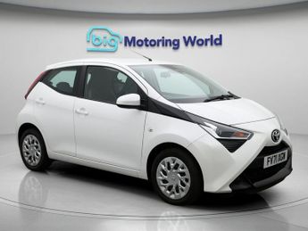 Toyota AYGO VVT-I X-PLAY TSS