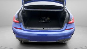 BMW 3 Series 330E M SPORT