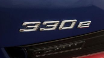 BMW 3 Series 330E M SPORT