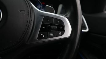 BMW 3 Series 330E M SPORT