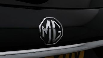 MG MG5 EXCLUSIVE