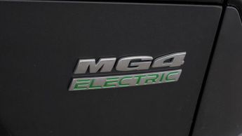 MG MG4 SE