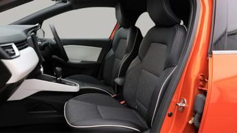 Renault Clio TECHNO E-TECH