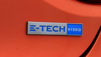Renault Clio TECHNO E-TECH
