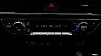 Audi A4 TFSI S LINE BLACK EDITION