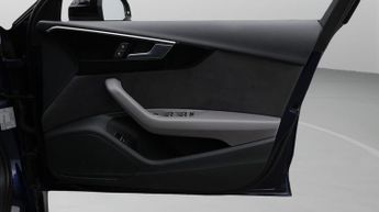 Audi A4 TFSI S LINE BLACK EDITION