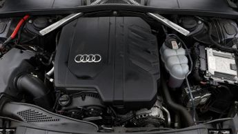 Audi A4 TFSI S LINE BLACK EDITION