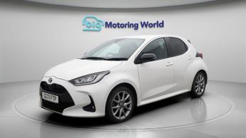 Toyota Yaris DYNAMIC