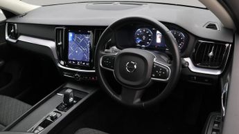 Volvo V60 B3 MOMENTUM