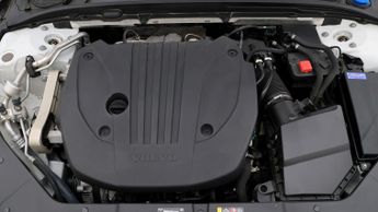 Volvo V60 B3 MOMENTUM