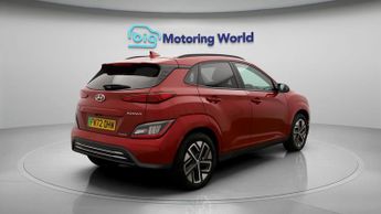Hyundai KONA PREMIUM