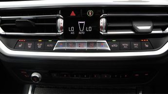 BMW 3 Series 330E M SPORT