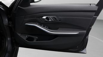 BMW 3 Series 330E M SPORT