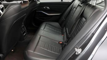 BMW 3 Series 330E M SPORT