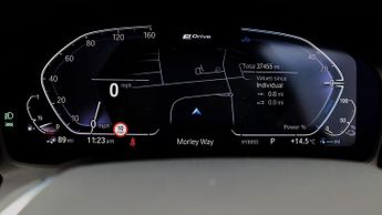 BMW 3 Series 330E SE PRO