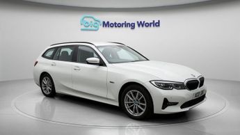 BMW 3 Series 330E SE PRO