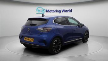 Renault Clio TECHNO E-TECH