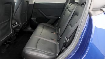 Tesla Model Y BASE