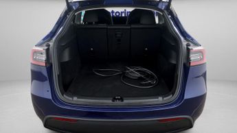 Tesla Model Y BASE