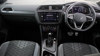 Volkswagen Tiguan R-LINE TSI DSG