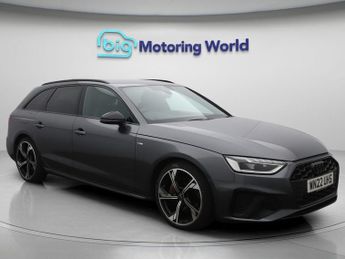 Audi A4 AVANT TFSI S LINE BLACK EDITION