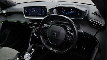 Peugeot E-2008 GT PREMIUM