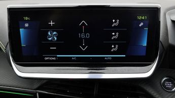 Peugeot E-2008 GT PREMIUM