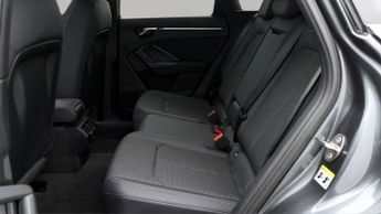 Audi Q3 TFSI E S LINE