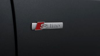 Audi Q3 TFSI E S LINE