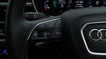 Audi Q3 TFSI E S LINE