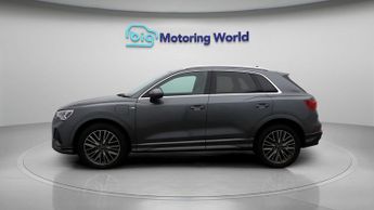 Audi Q3 TFSI E S LINE
