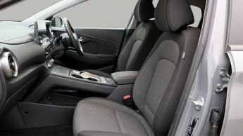 Hyundai KONA PREMIUM