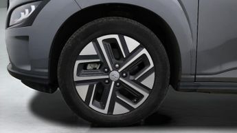Hyundai KONA PREMIUM