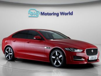 Jaguar XE D R-SPORT