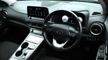 Hyundai KONA PREMIUM