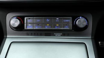 Hyundai KONA PREMIUM