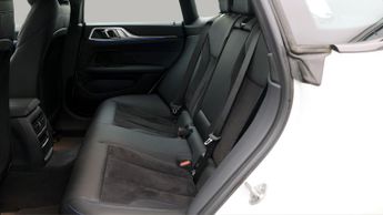 BMW i4 EDRIVE40 M SPORT