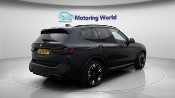 BMW iX3 M SPORT PRO