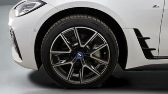 BMW i4 EDRIVE40 M SPORT